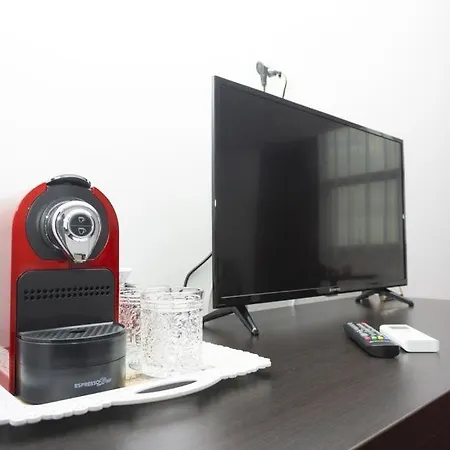 Ξενοδοχείο με διαμερίσματα N