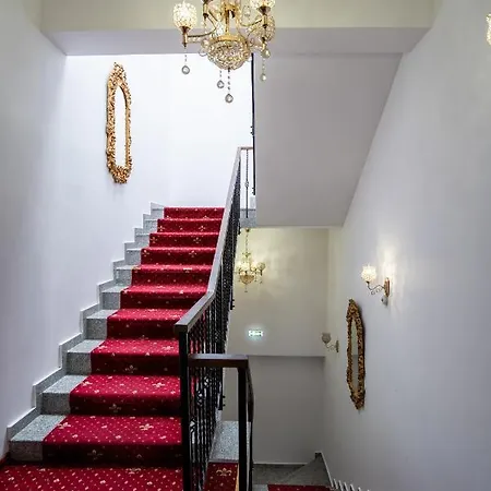 N Aparthotel