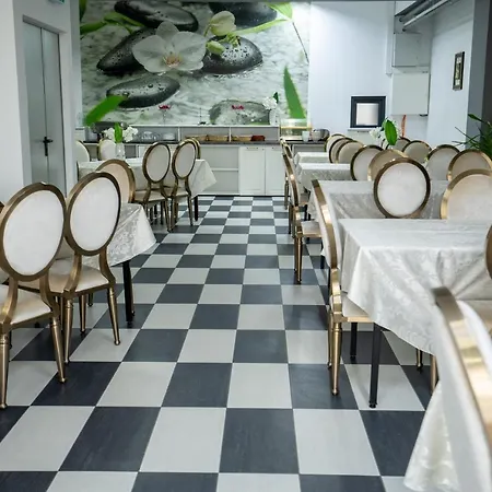 Ξενοδοχείο με διαμερίσματα N 3*