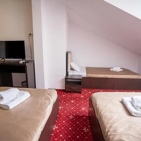 N Aparthotel 3*