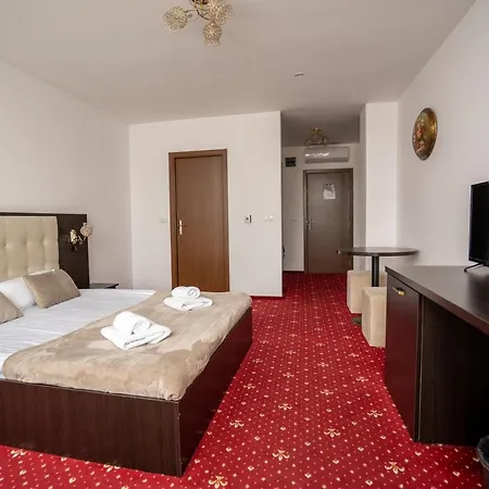 Aparthotel N 3*