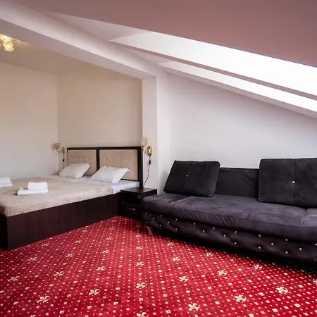 N Aparthotel 3*