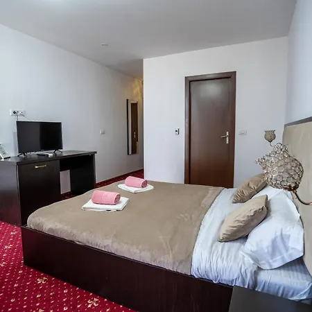 Aparthotel N 3*